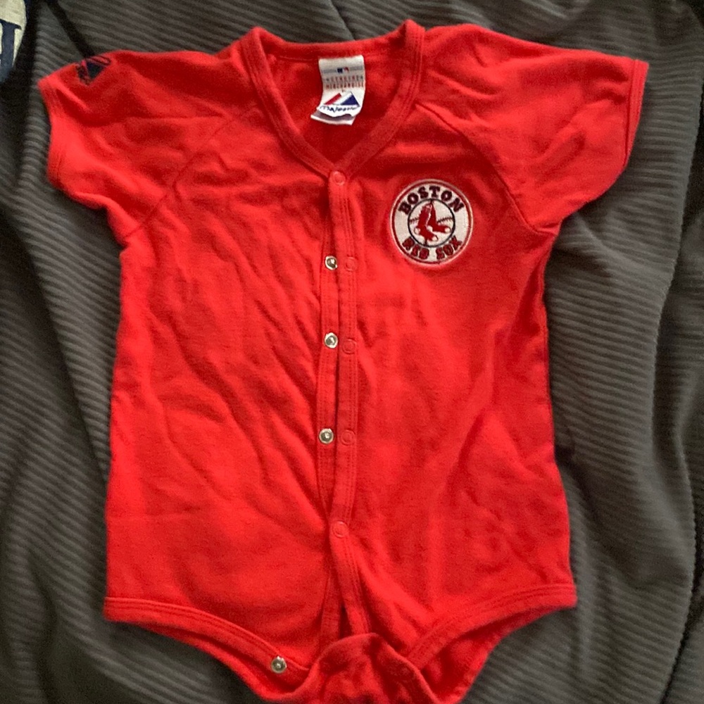 Genuine Red Sox onesie 6-12mths